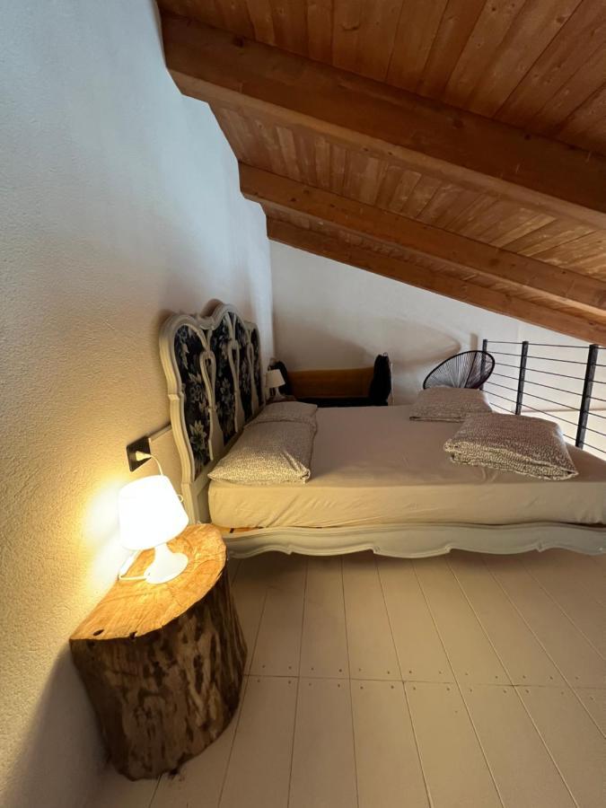 Il Baco Da Seta Villa Manta Екстериор снимка
