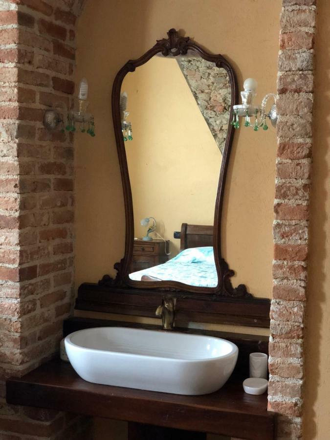 Il Baco Da Seta Villa Manta Екстериор снимка